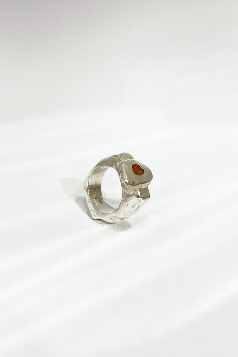 La bague Soleil sur mer