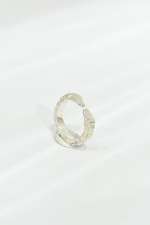 La bague Deux atômes